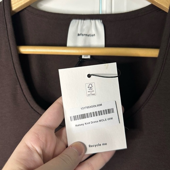 Reformation Knit Dress Brown -Size M-Kelsey-Retails for $128.00-NWT - Picture 2 of 12